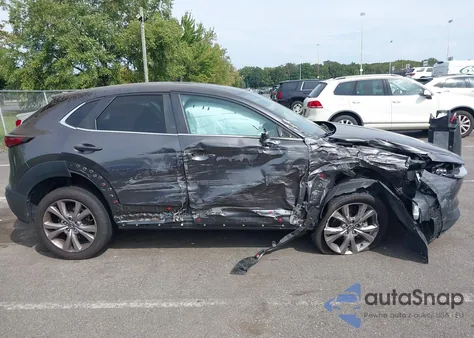 2021 Mazda Cx-30 Preferred z USA, uszkodzony, nr VIN 3MVDMBCL2MM268881